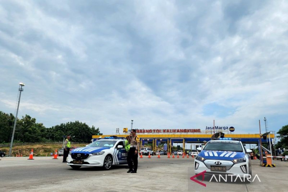 Gerbang Tol Kalikangkung kembali dibuka dua arah