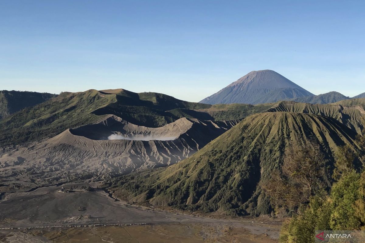 Jumlah kunjungan wisatawan ke Bromo capai 8.308 orang saat libur Lebaran 2024