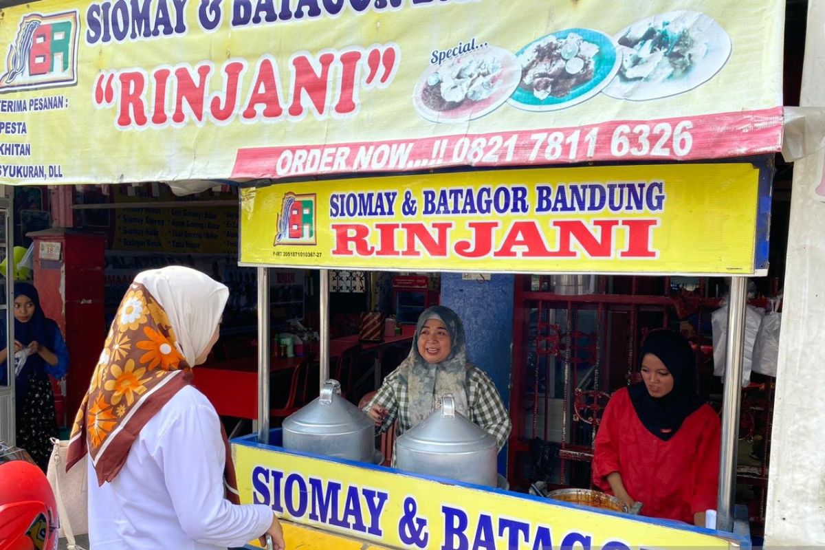 Siomay dan batagor Rinjani mitra KUR BRI sejak 2006