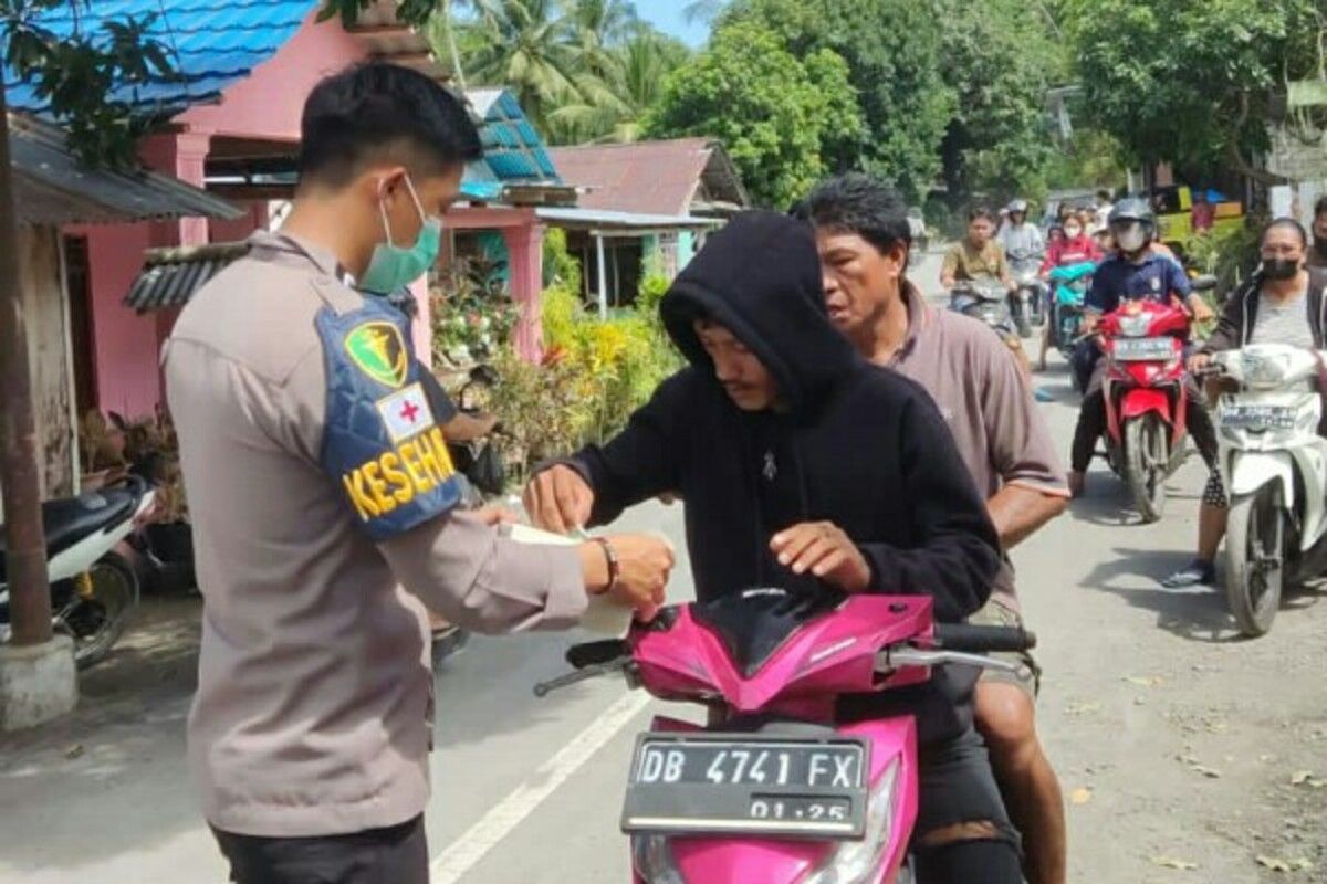 Pengungsi erupsi Gunung Ruang, Sulut, peroleh masker