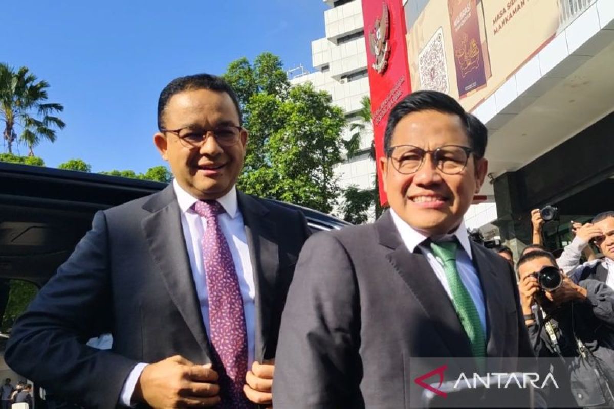 Anies-Muhaimin dan Ganjar-Mahfud tiba di MK ikuti sidang putusan PHPU Pilpres 2024