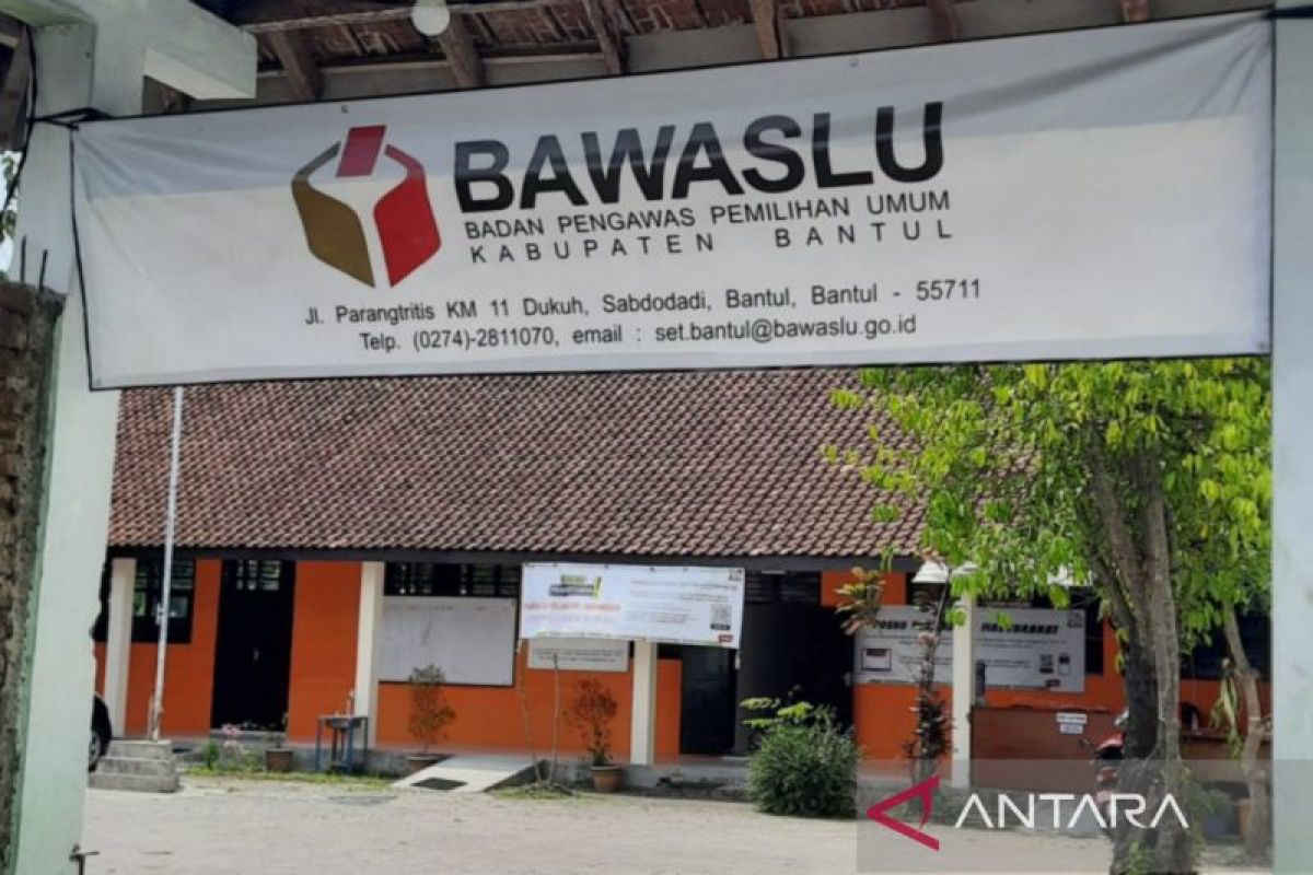 Bawaslu Bantul melakukan pembentukan panwascam untuk Pilkada 2024