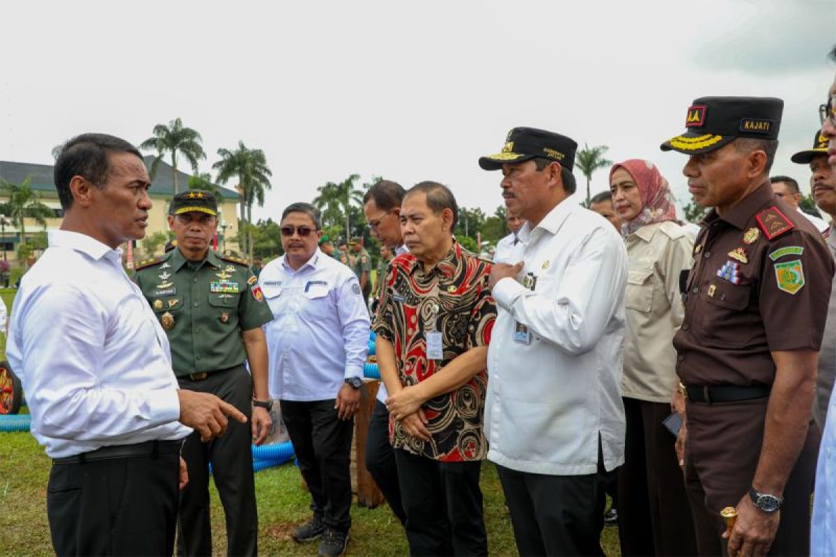 Pemprov Jateng optimistis produksi pangan meningkat usai para petani terima 10 ribu Alsintan