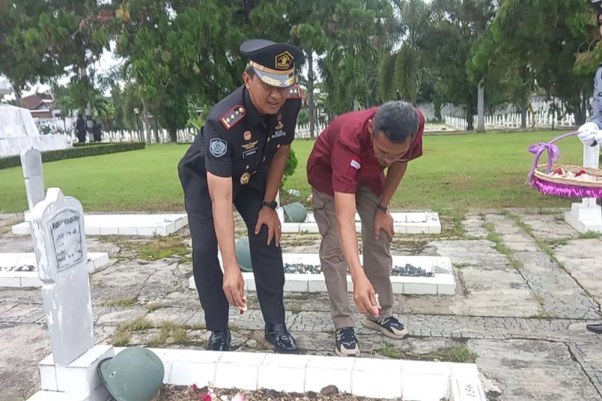 Jajaran Kanwil Kemenkumham Lampung ziarah di TMP