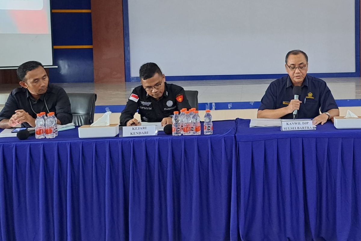 DJP Sulselbartra Serahkan Tersangka Penggelapan Pajak Tambang Ke Kejati ...