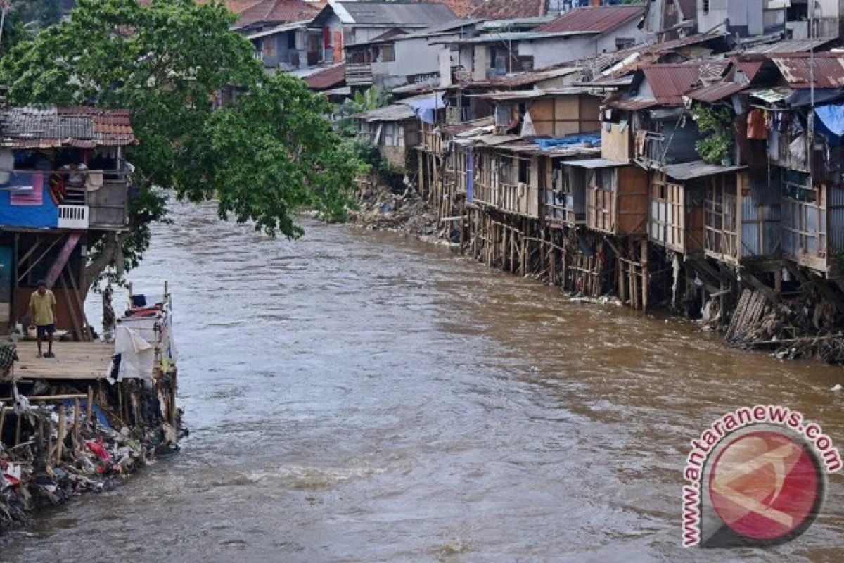 Jakbar digitalisasi infrastruktur publik RW kumuh