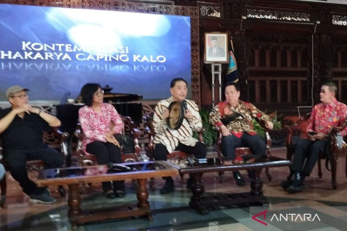 Perusahaan swasta ikut melestarikan caping kalo Kudus lewat pentas seni