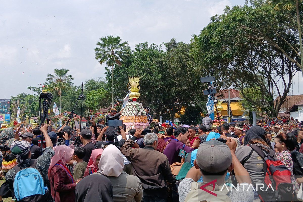 Wisatawan dari 9 negara ikut saksikan Festival Gerebek Getuk Kota Magelang