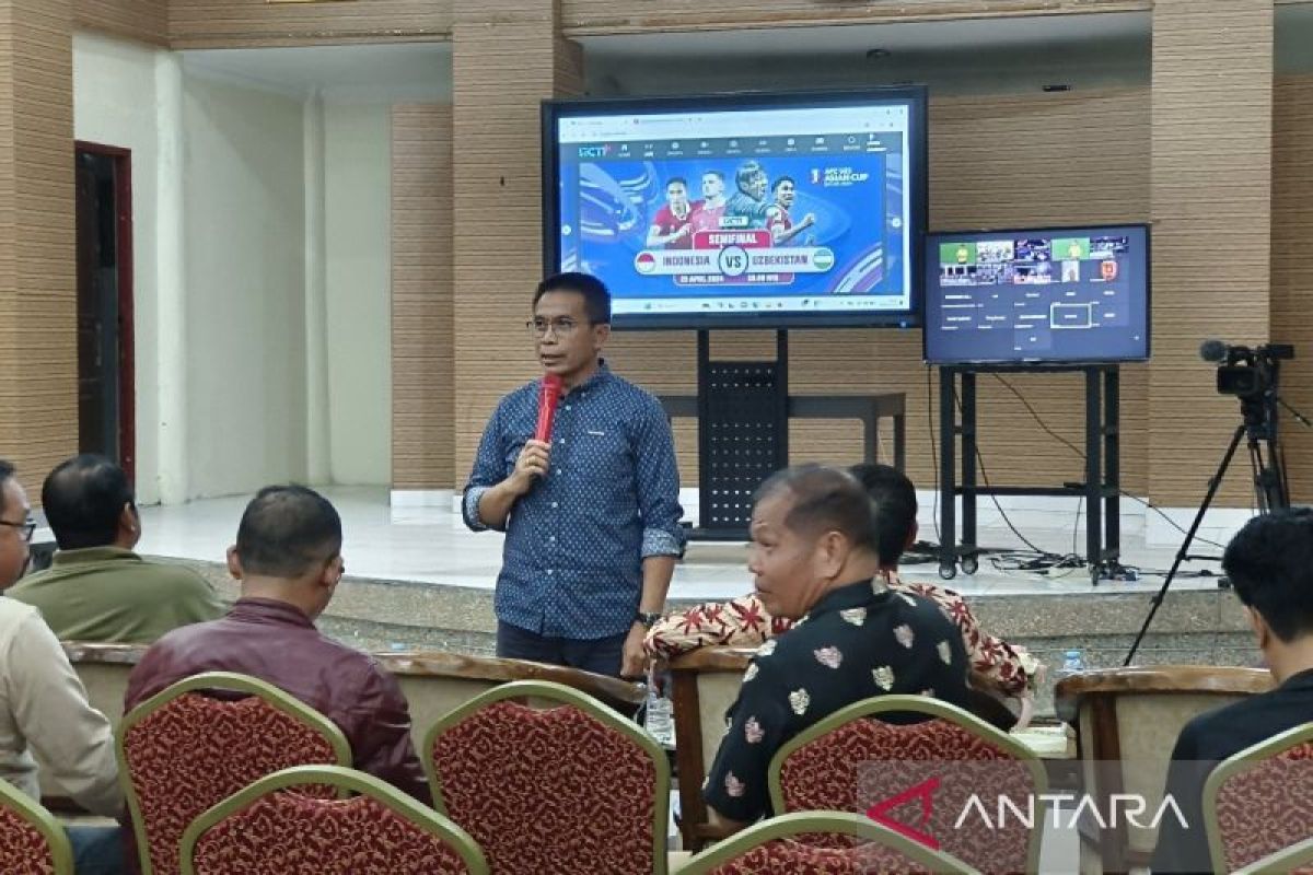 Nonton bareng Piala Asia di Murung Raya berlangsung seru