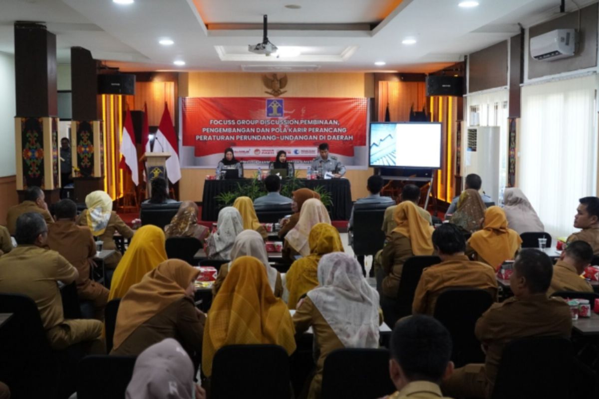 Kemenkumham Sumbar Gelar FGD Pembinaan Pola Karir Perancangan Peraturan Perundang -- undangan di Daerah