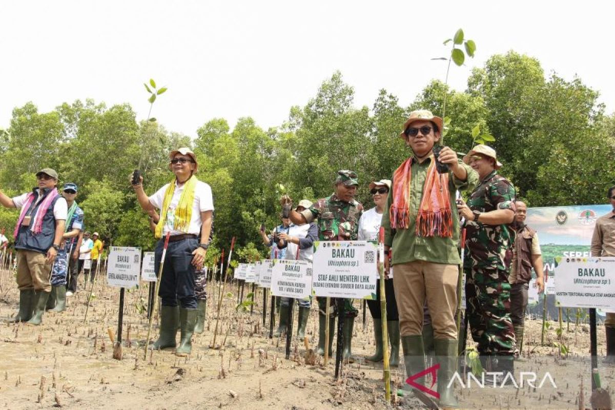 PLN dukung peningkatan mutu pendidikan di Ende