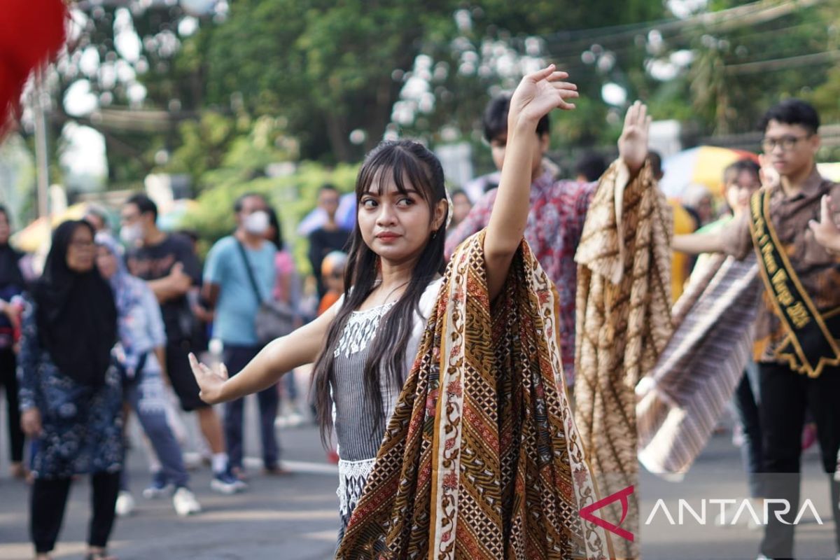 Ajang Solo Menari 2024 menjadi tulang punggung perekonomian warga