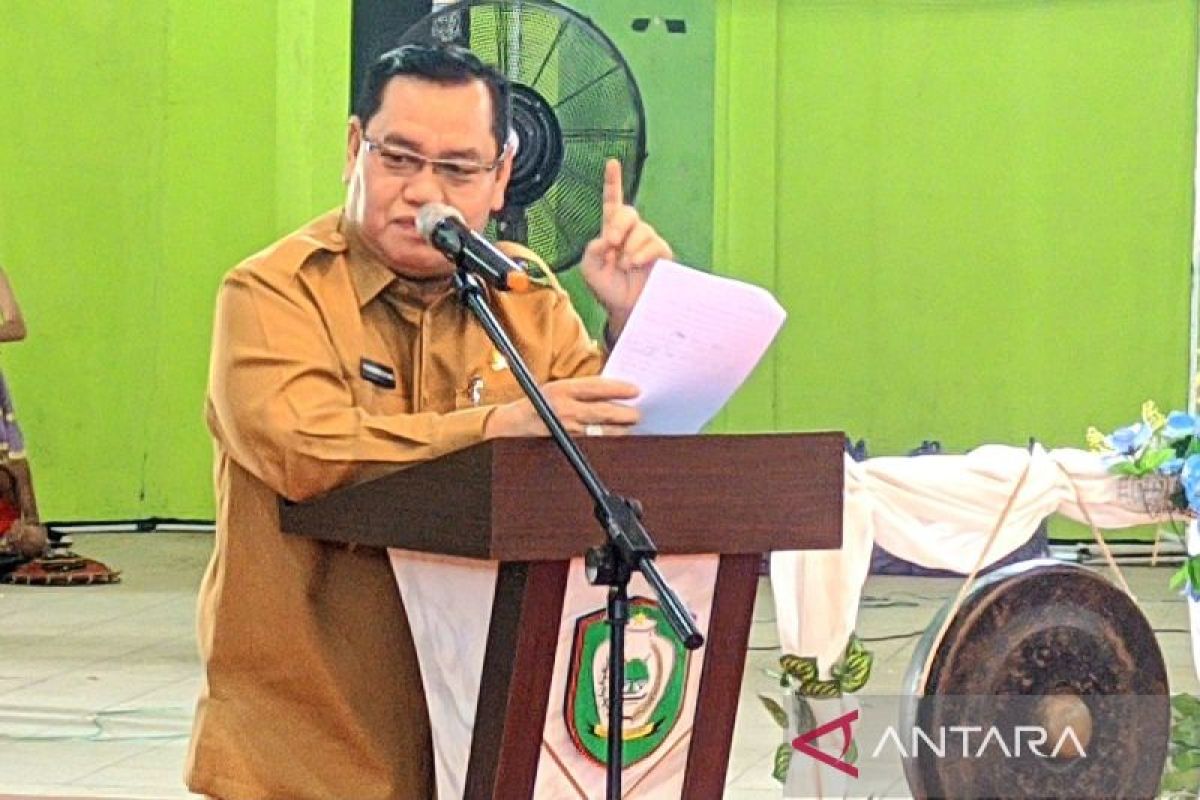 Bupati Kotim perintahkan data perusahaan pendukung kegiatan pendidikan