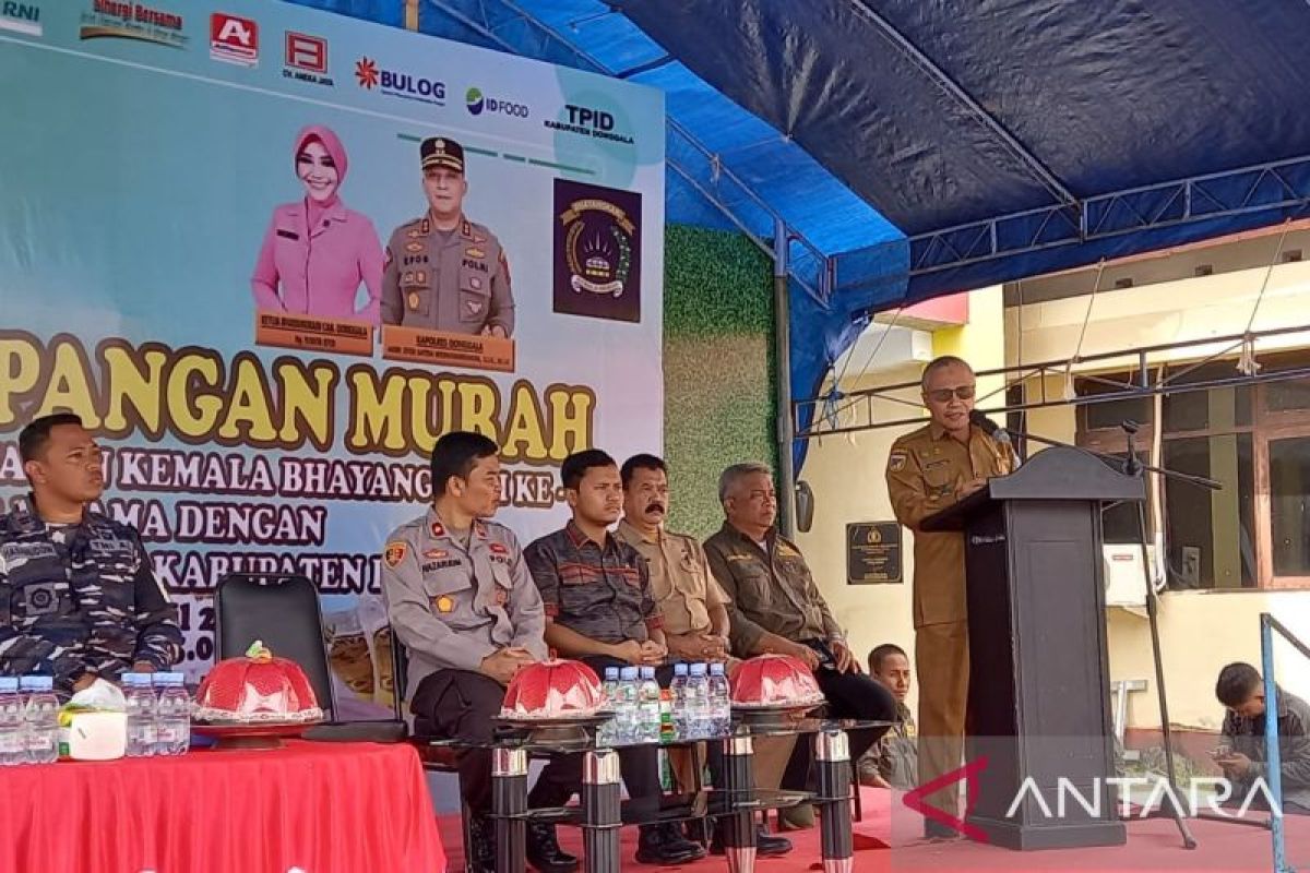 Pemkab Donggala terus mempermudah masyarakat dapatkan kebutuhan bahan pokok