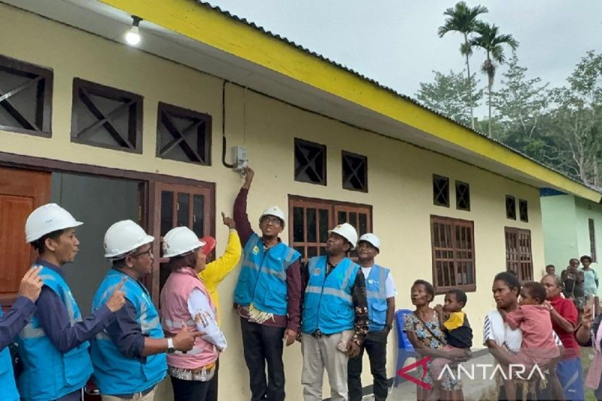 PLN Papua hadirkan listrik lima Kampung Kabupaten Keerom