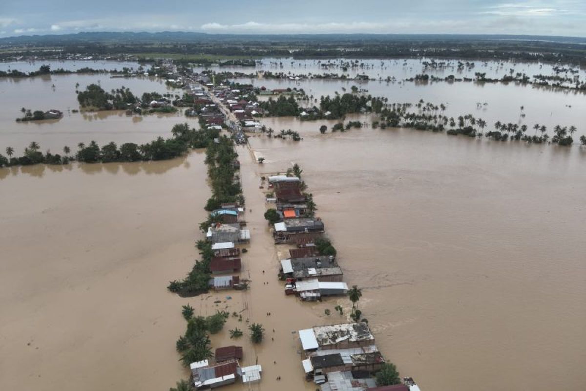 Basarnas Makassar turunkan personel tangani bencana 4 kabupaten di Sulsel