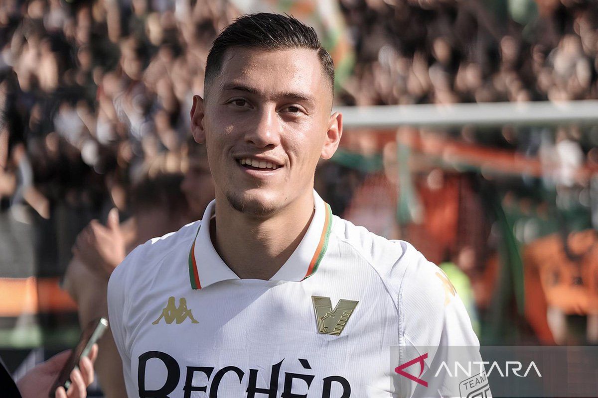 Venezia menjadi tim ketiga yang promosi ke Liga Italia