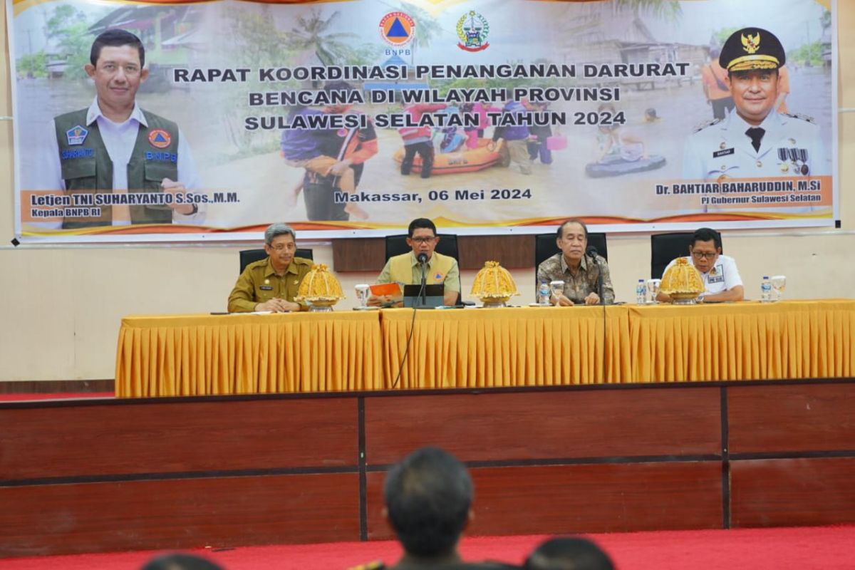 BNPB kirim helikopter dan pesawat karavan bantu korban bencana di Sulsel