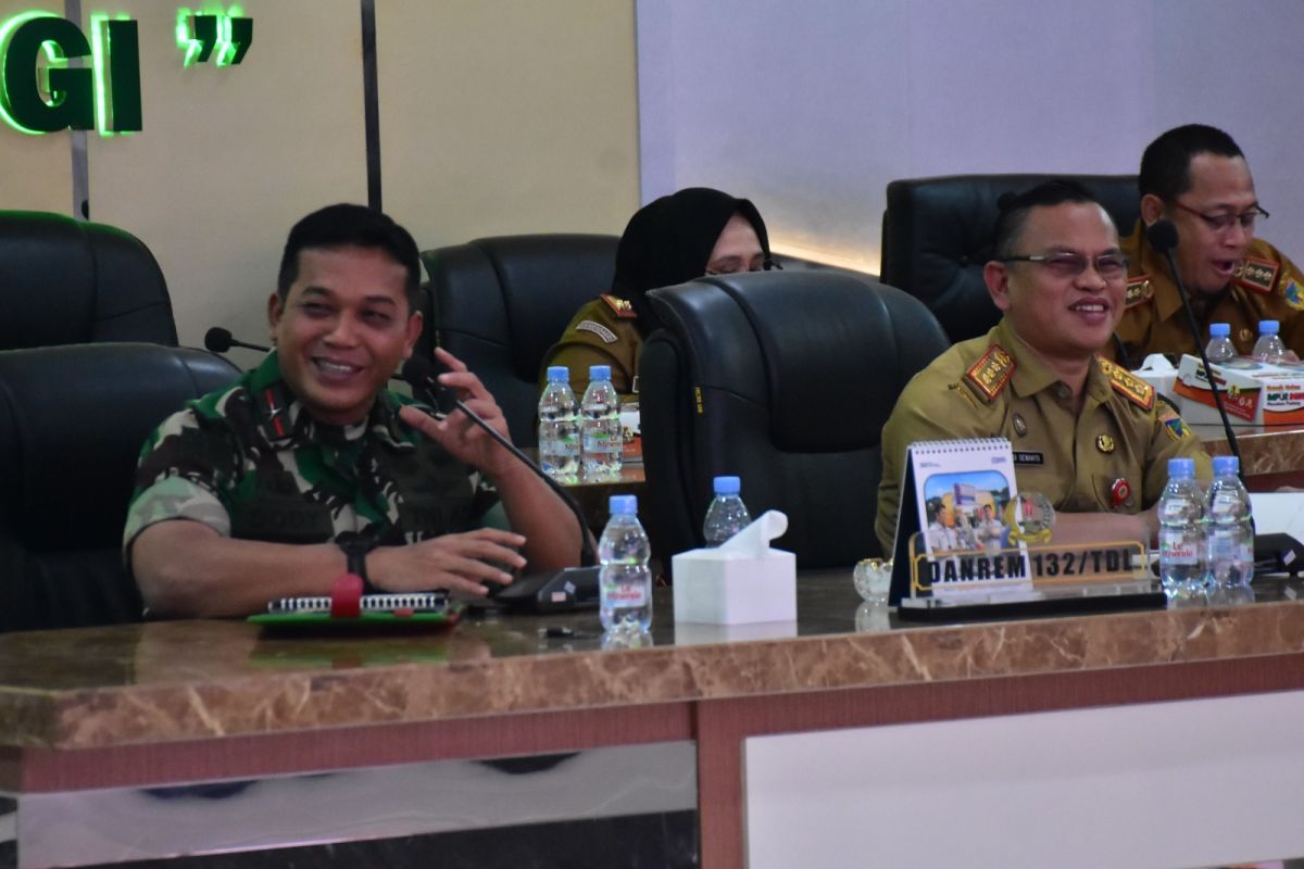 Atlet Sulteng mengikuti Puslatda PON XXI disiplin ala militer