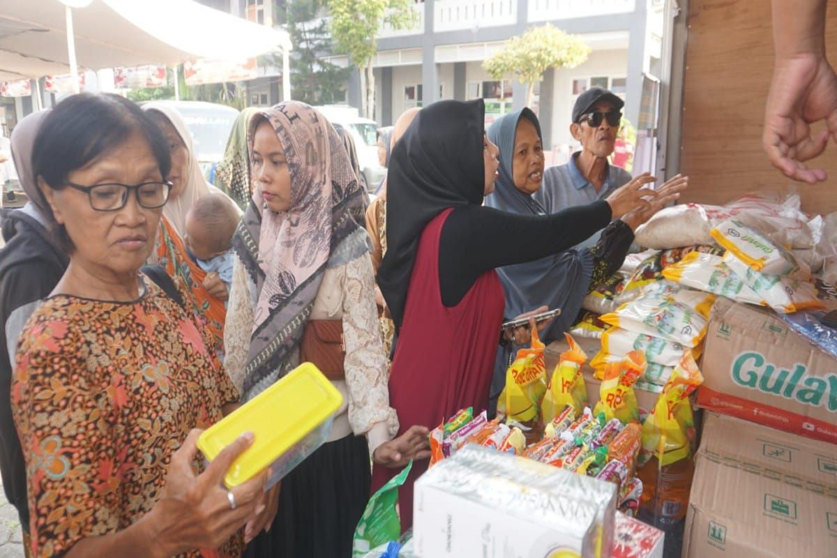 Pemprov  Jateng-Pemkot Pekalongan gelar Gerakan Pangan Murah