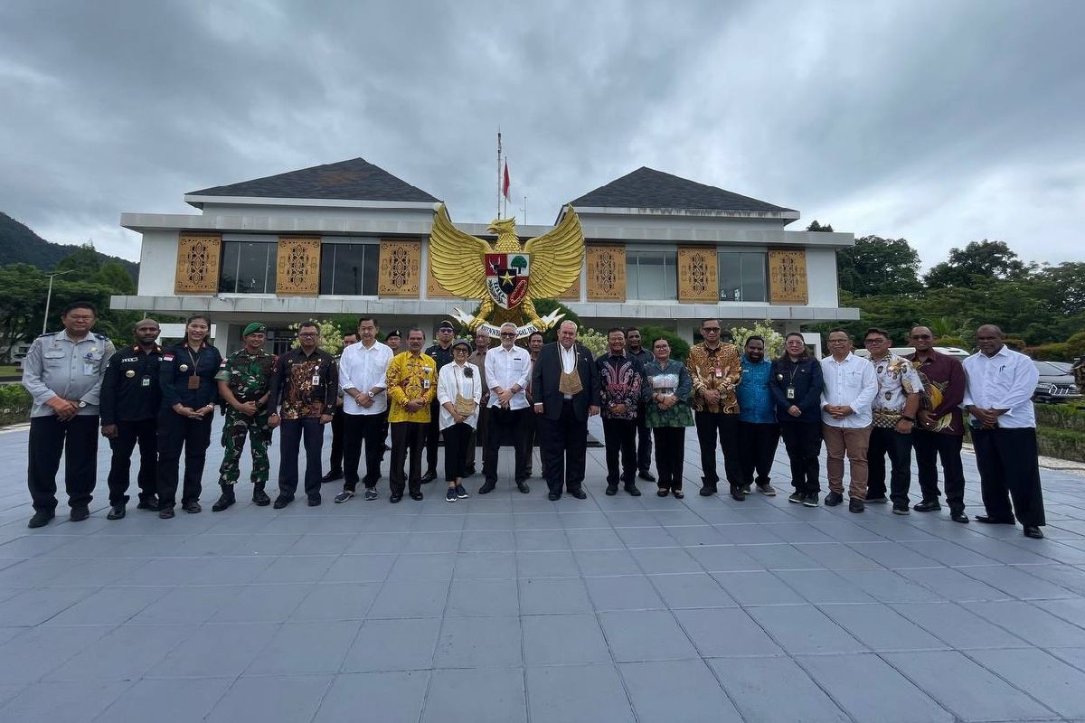 Menlu kunjungi pos perbatasan RI-PNG di Skouw Kota Jayapura