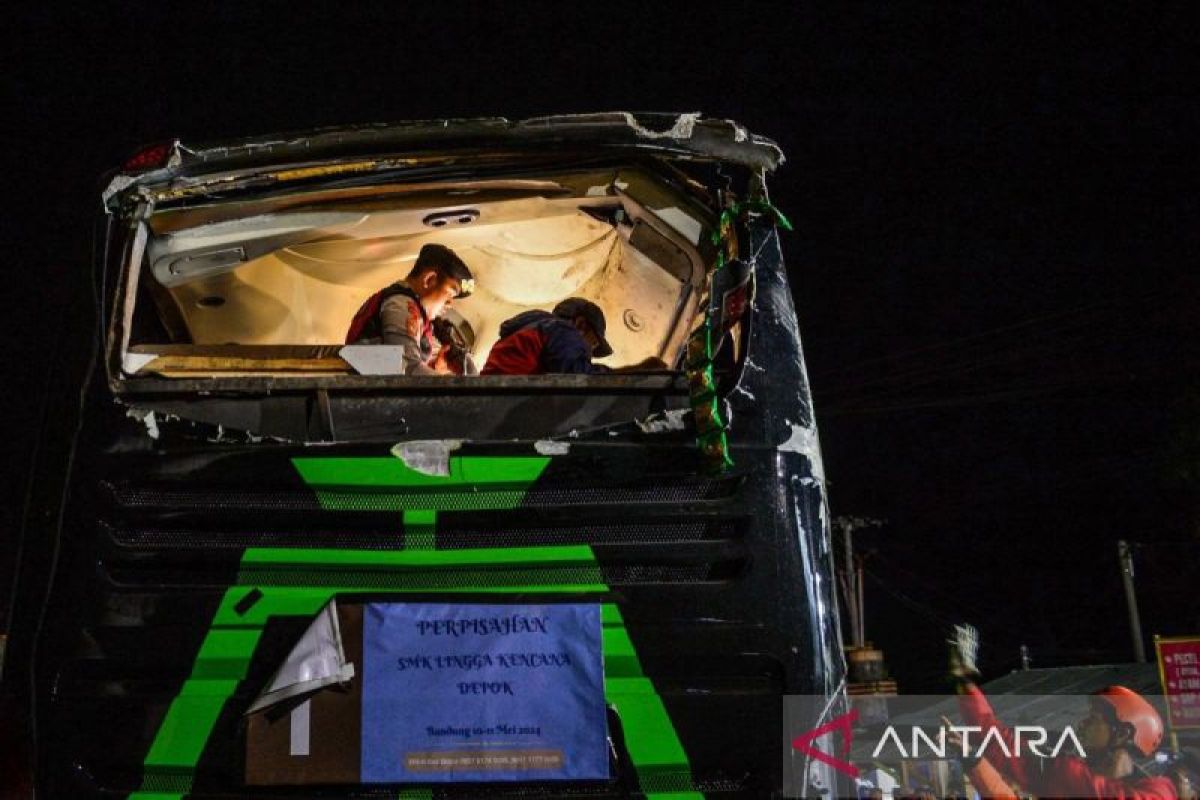 Mengurai benang kusut kecelakaan bus di Jabar