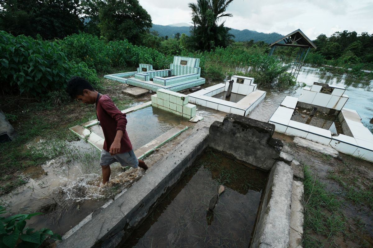 Banjir genangi pekuburan umum di Konawe Utara