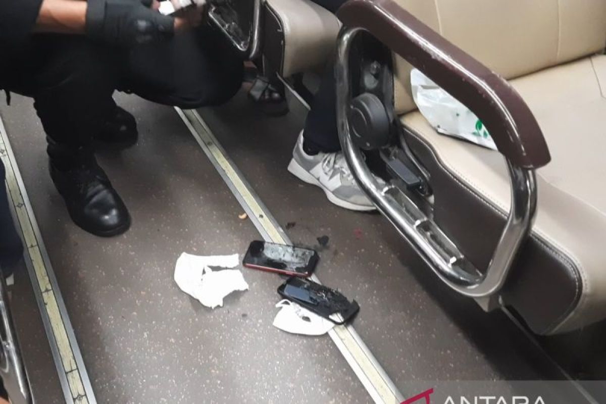Iphone penumpang KA Senja Utama terbakar di gerbong
