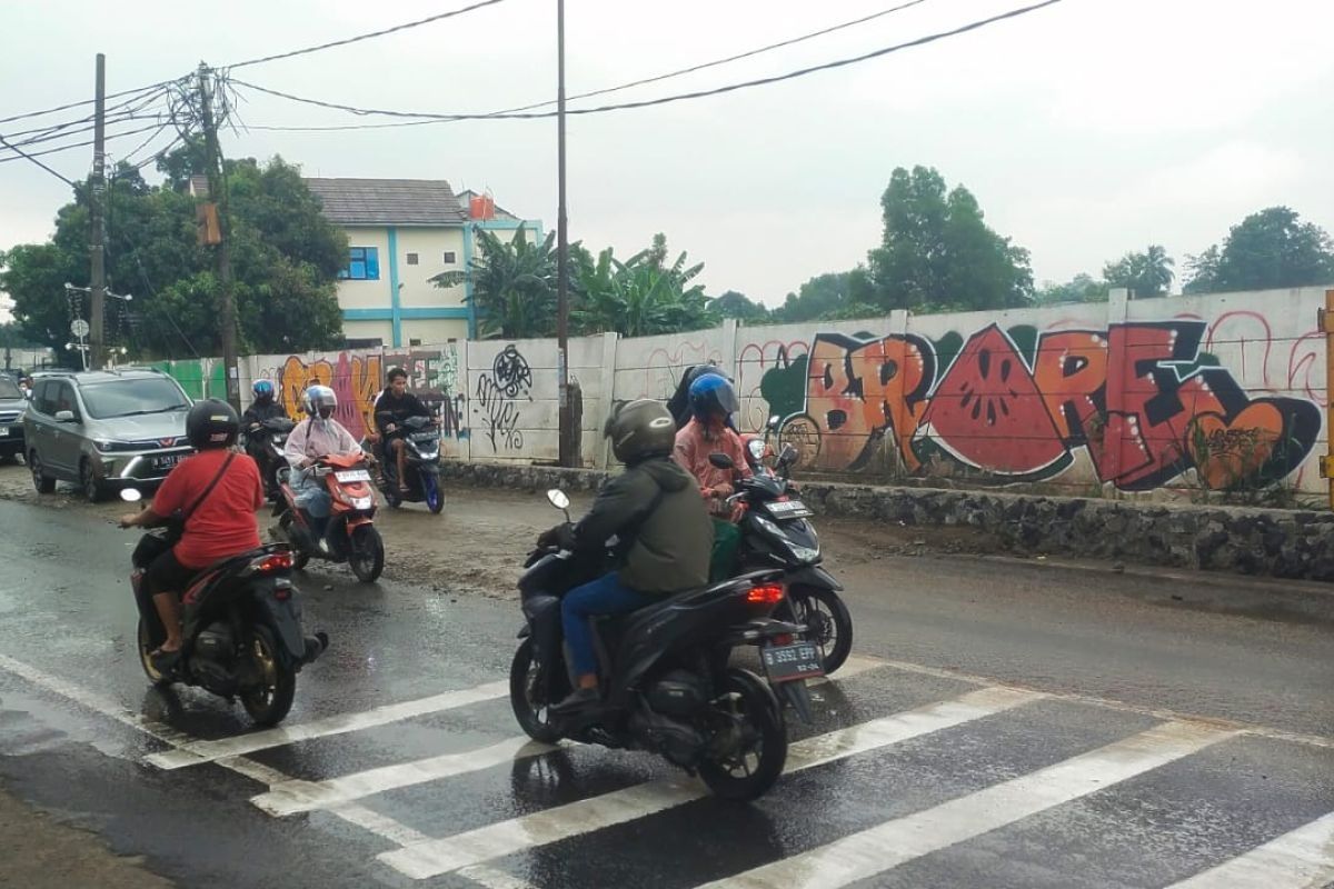 Jalan Marungga Tangsel mulai ditinggikan untuk antisipasi bencana banjir