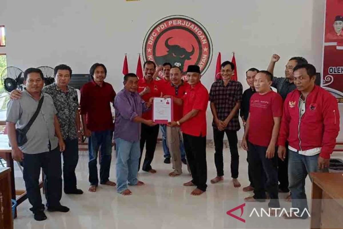 Anggota DPRD Bartim daftar ke PDIP jadi bacalon Wabup Barsel