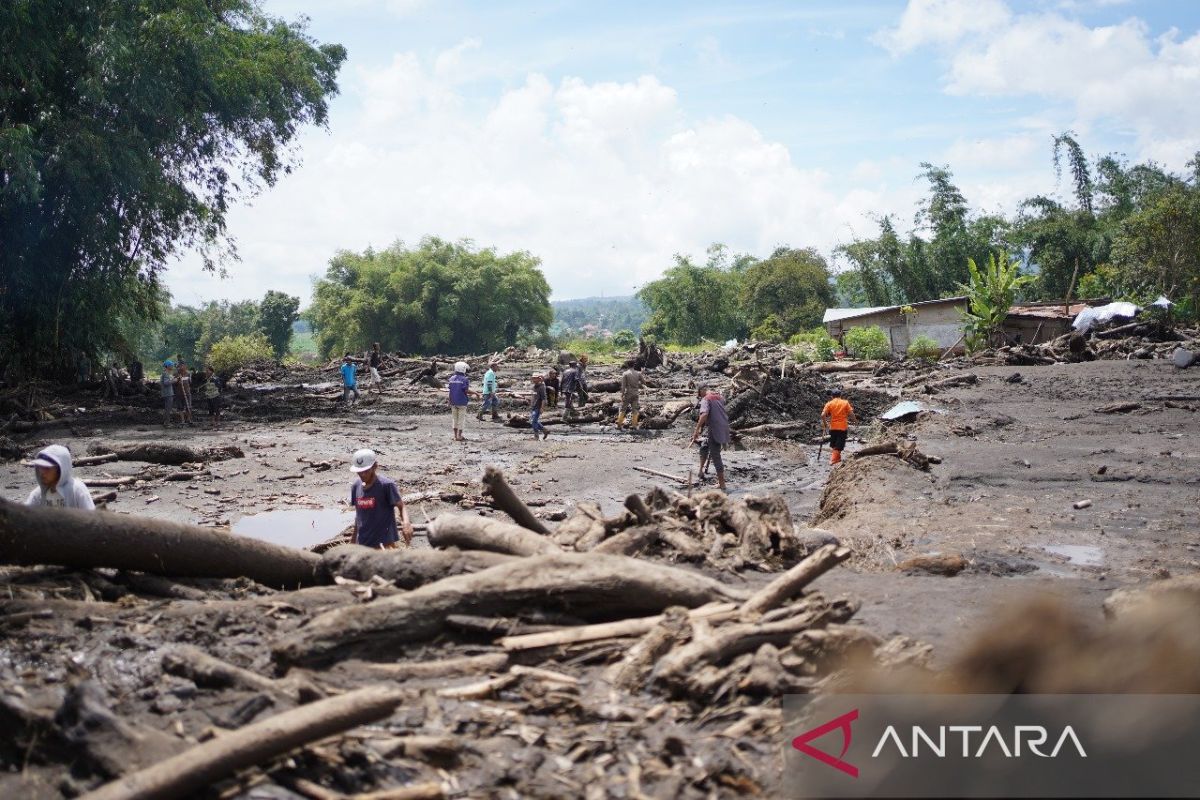 Pemkot Solok kirimkan tim evakuasi ke Kabupaten Tanah Datar