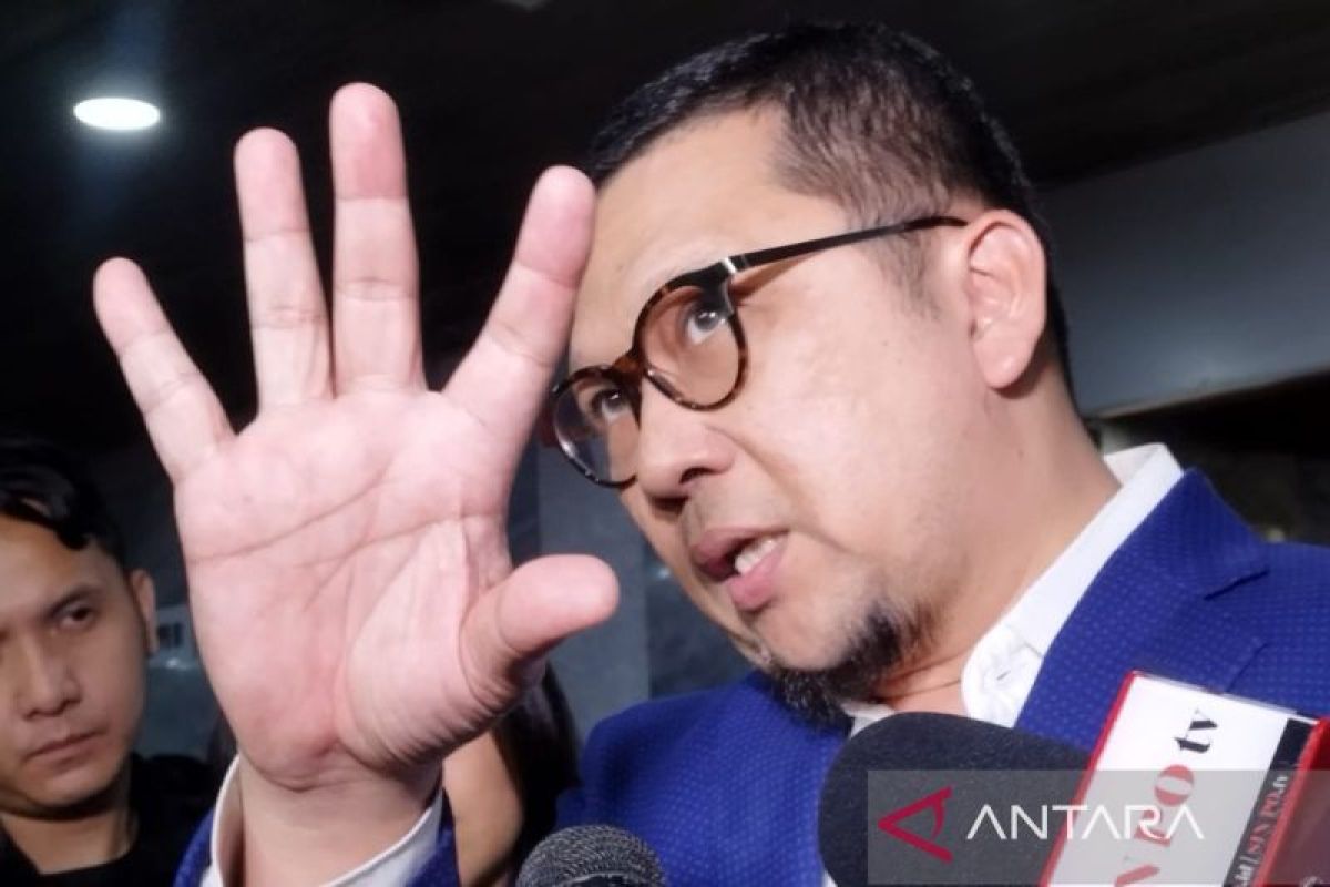 Anggota DPR-DPRD-DPD terpilih wajib mundur jika maju pilkada