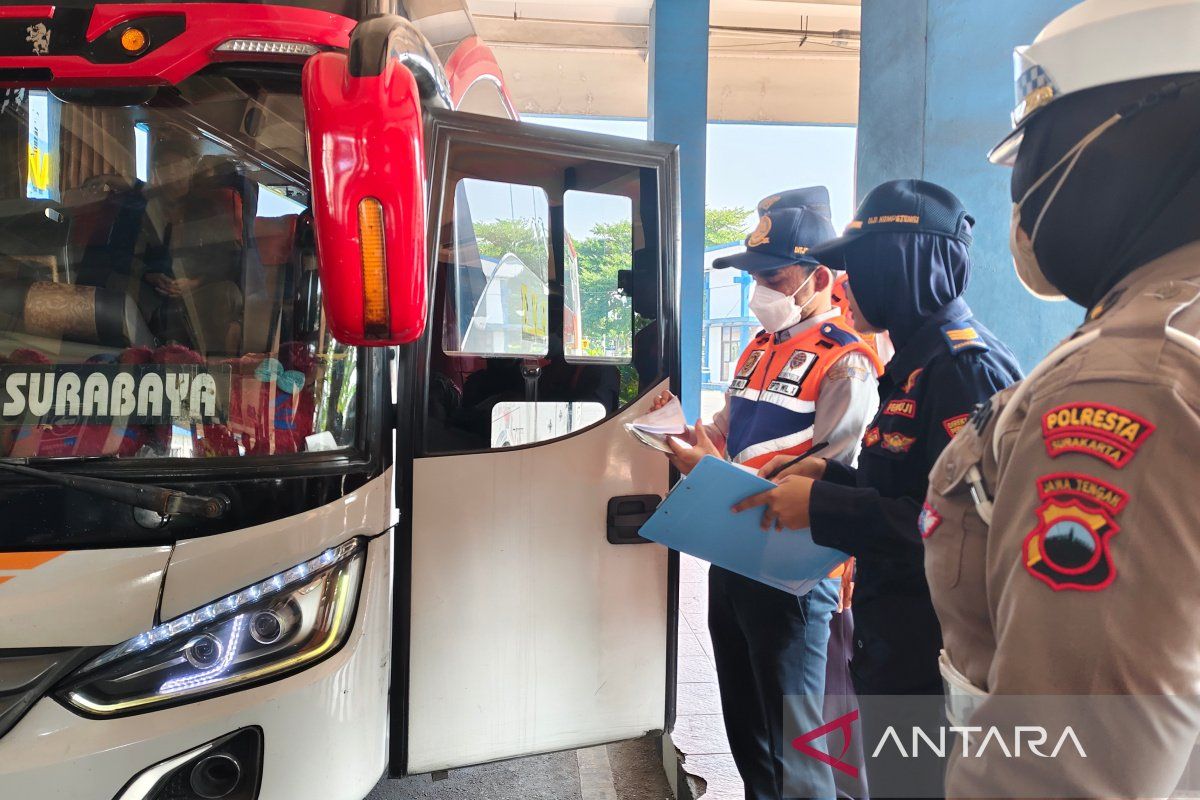 Tujuh  armada langgar aturan administratif saat pemeriksaan di Tirtonadi