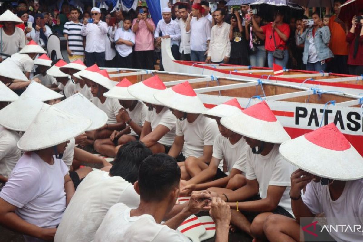 Warga Batumerah Ambon gelar tradisi makan patita untuk perkokoh persatuan