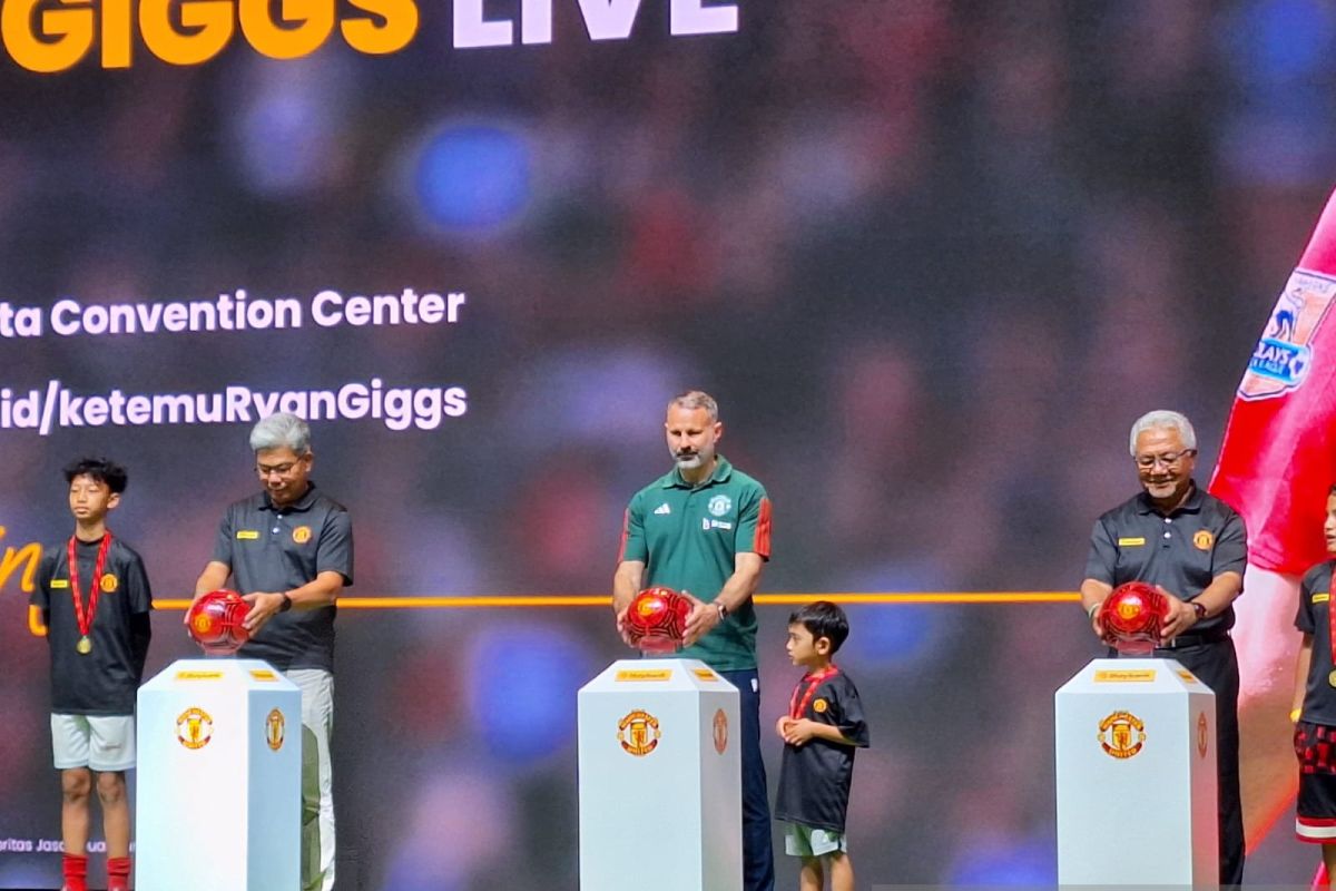 Manchester United kerja sama dengan Maybank Indonesia