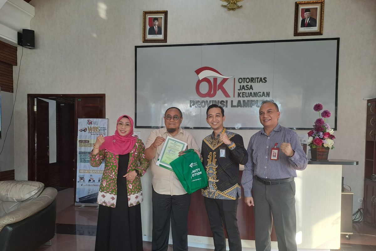 Diskusi Cash Waqf Linked Deposit, Dompet Dhuafa-BPRS Way Kanan audiensi dengan OJK Lampung