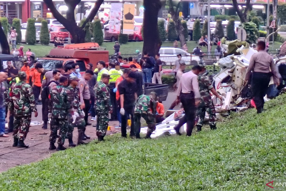 Begini cerita warga yang melihat kecelakaan pesawat PK-IFP di BSD