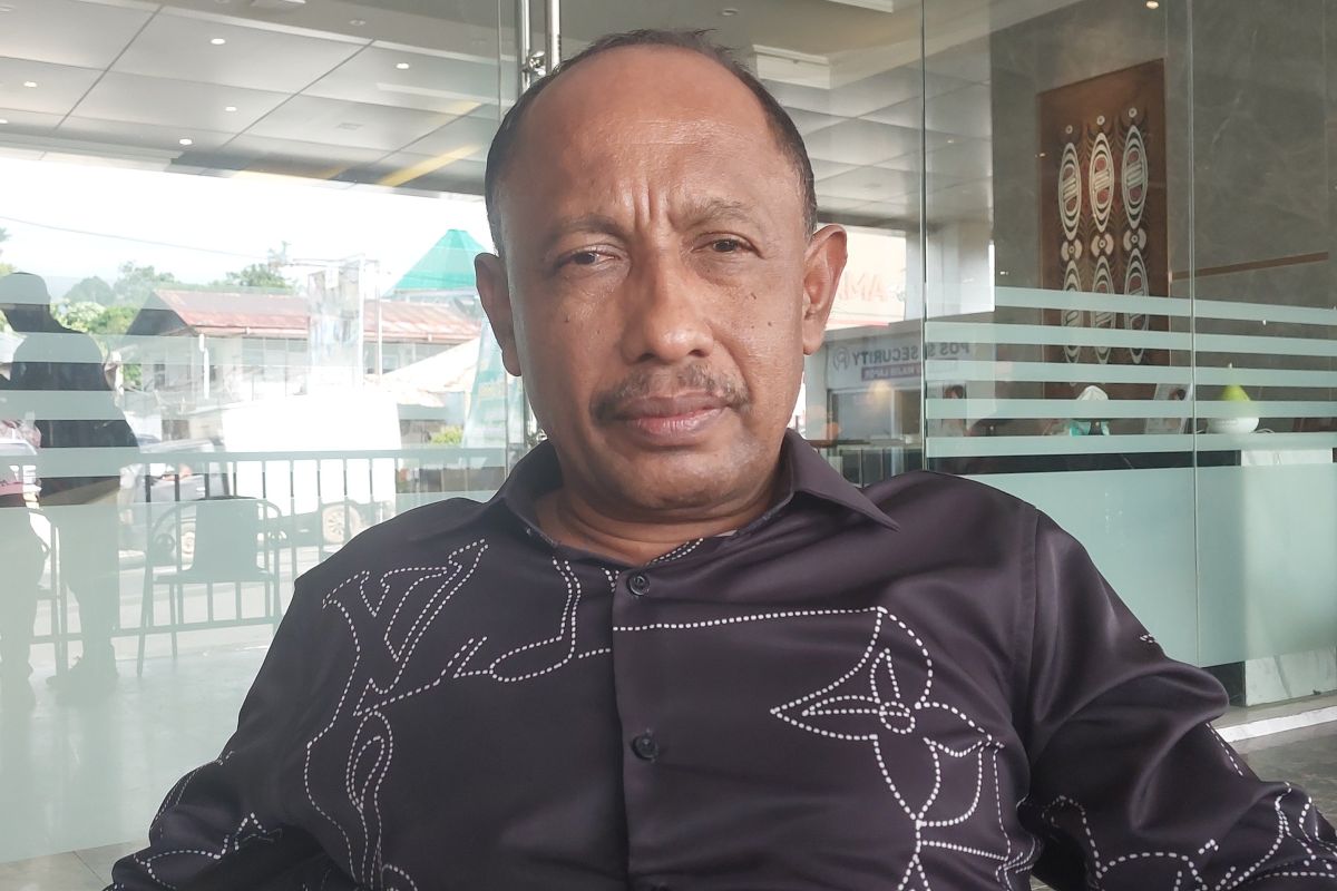 Kepala Biro Perekonomian dan Administrasi Pembangunan Sekretariat Daerah Provinsi Papua Barat Daya, Eksan Musa'ad (ANTARA/Yuvensius Lasa Banafanu)