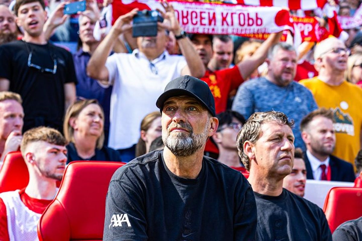 Juergen Klopp tuai seremoni mengharukan di laga akhir Liverpool