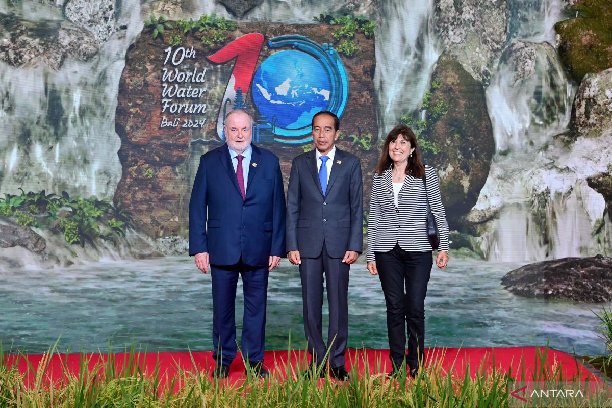 Presiden Jokowi sambut pemimpin delegasi jelang pembukaan WWF ke-10 di Bali