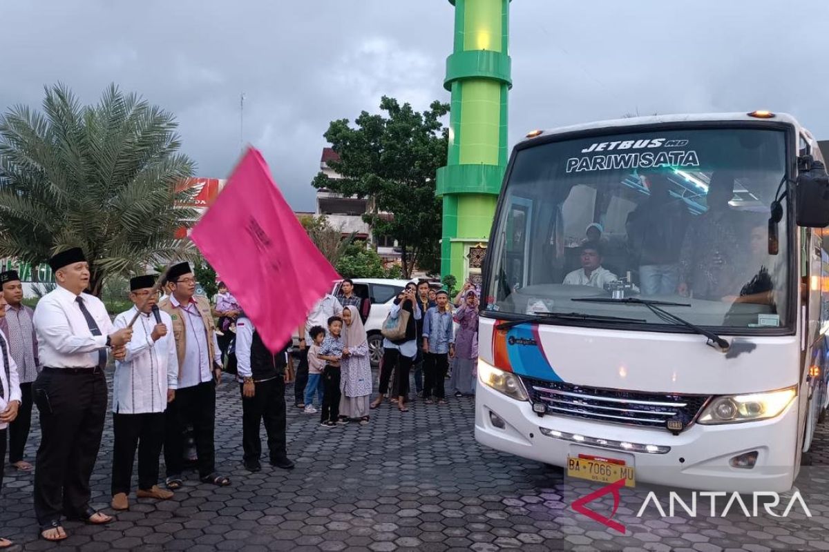 Pj Wali Kota Padang ingatkan calon haji ikuti arahan petugas