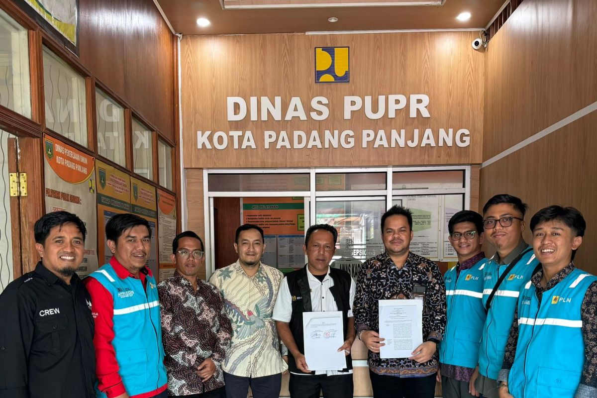 Cegah pencemaran lingkungan, PLN dan PUPR Padang Panjang teken kerja sama