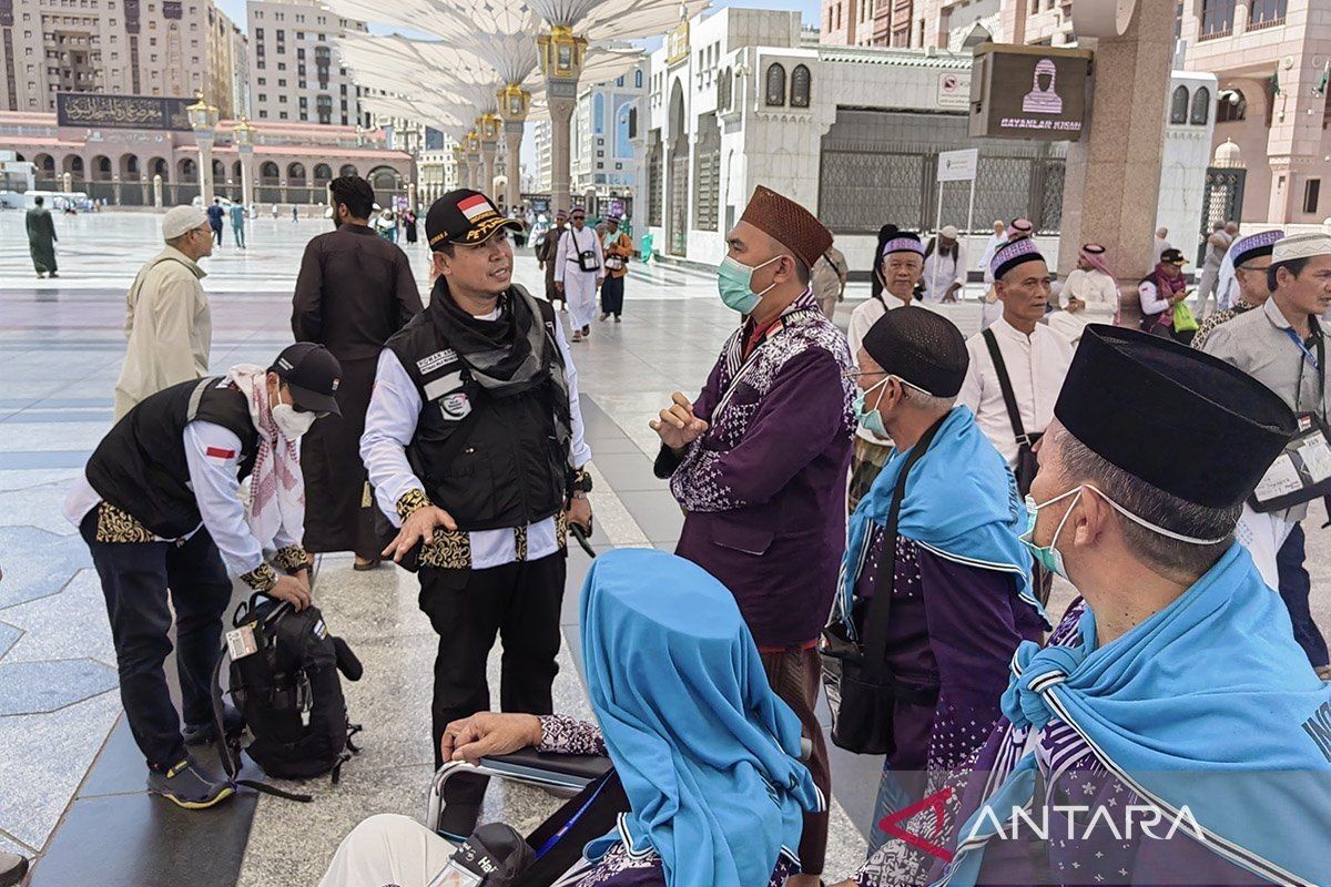 Dokter: Lansia hindari minum kopi dan es saat perut kosong di perjalanan