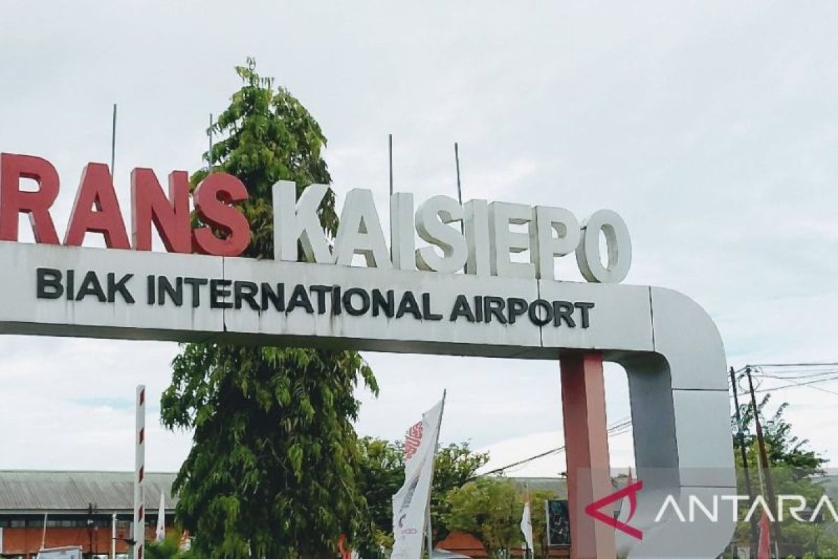 DPRD Biak harap bandara Frans Kaisiepo tetap status internasional