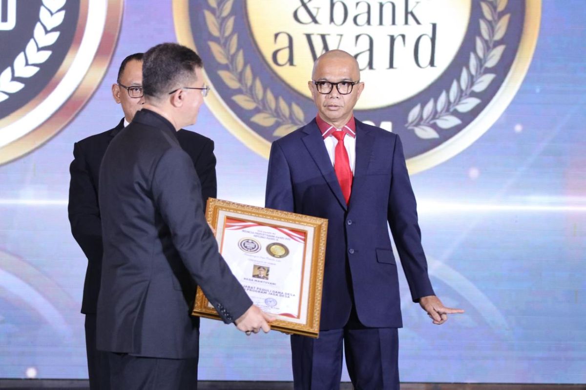 Jamintel Kejagung meraih penghargaan Tokoh Pejabat Peduli Dana Desa