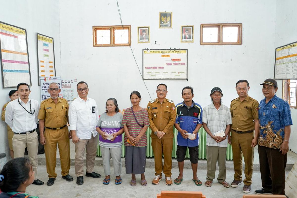 Pemkab Sigi bantu pembangunan rumah untuk korban banjir Palolo