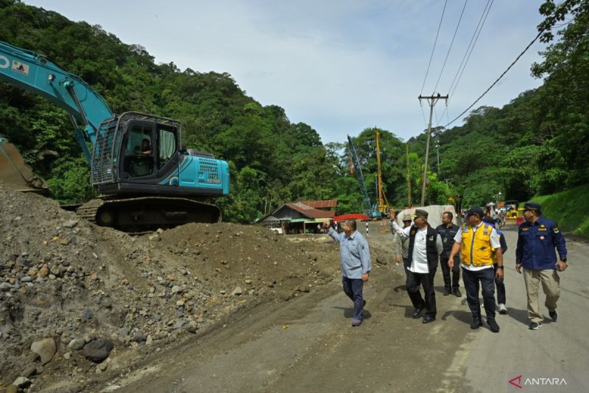 BPJN: Progres pengerjaan jalan di Lembah Anai masih di bawah 50 persen