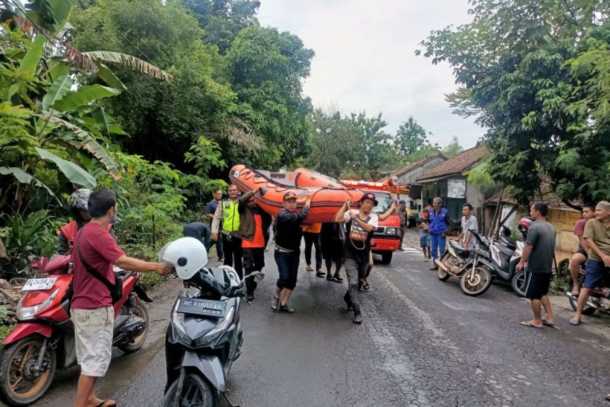 Banjir bandang OKU hanyutkan rumah warga