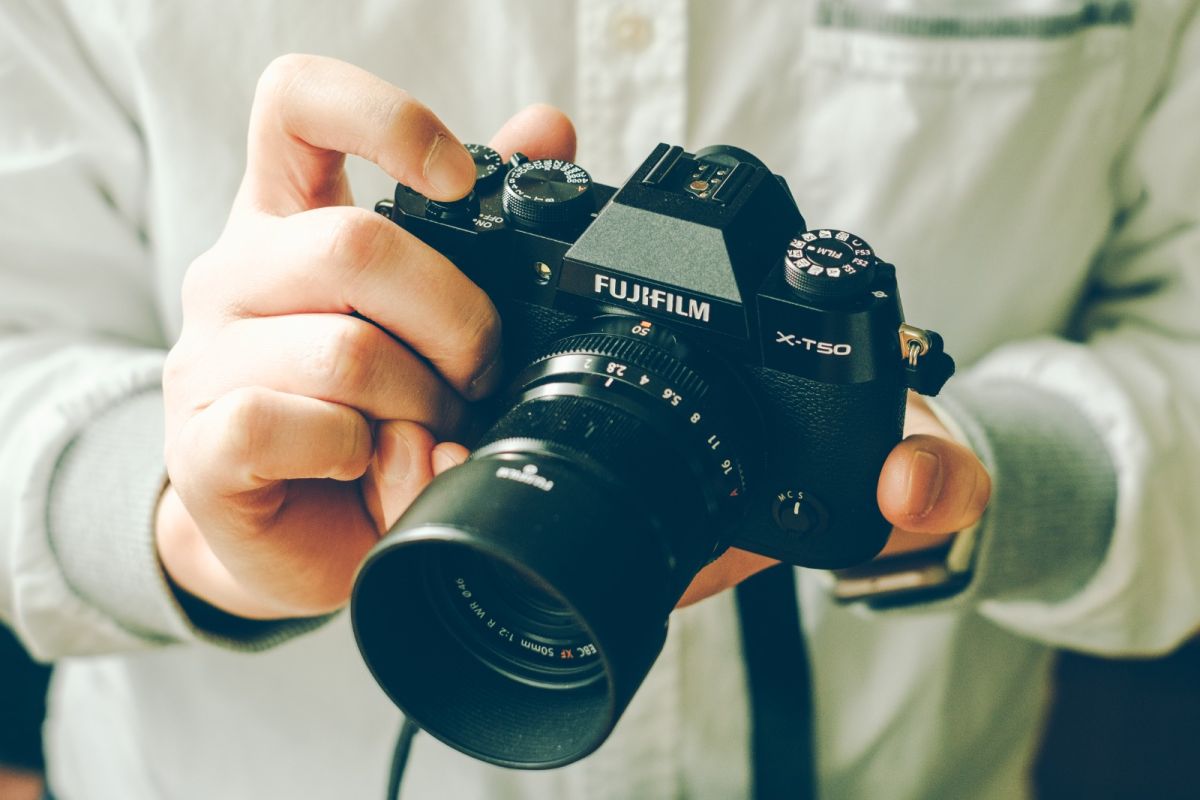 FUJIFILM luncurkan dua kamera dan dua lensa baru lengkapi klualitas fotografi