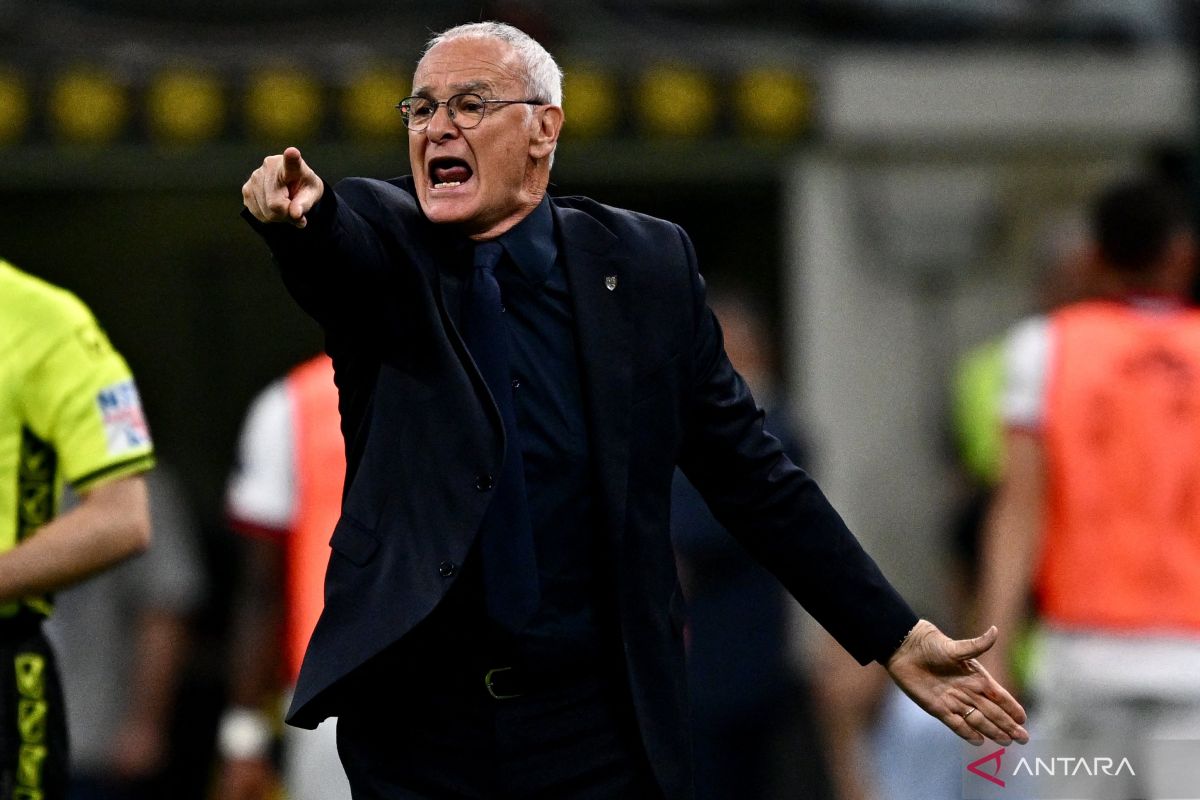 Cagliari tak terdegradasi, Pelatih Ranieri pensiun